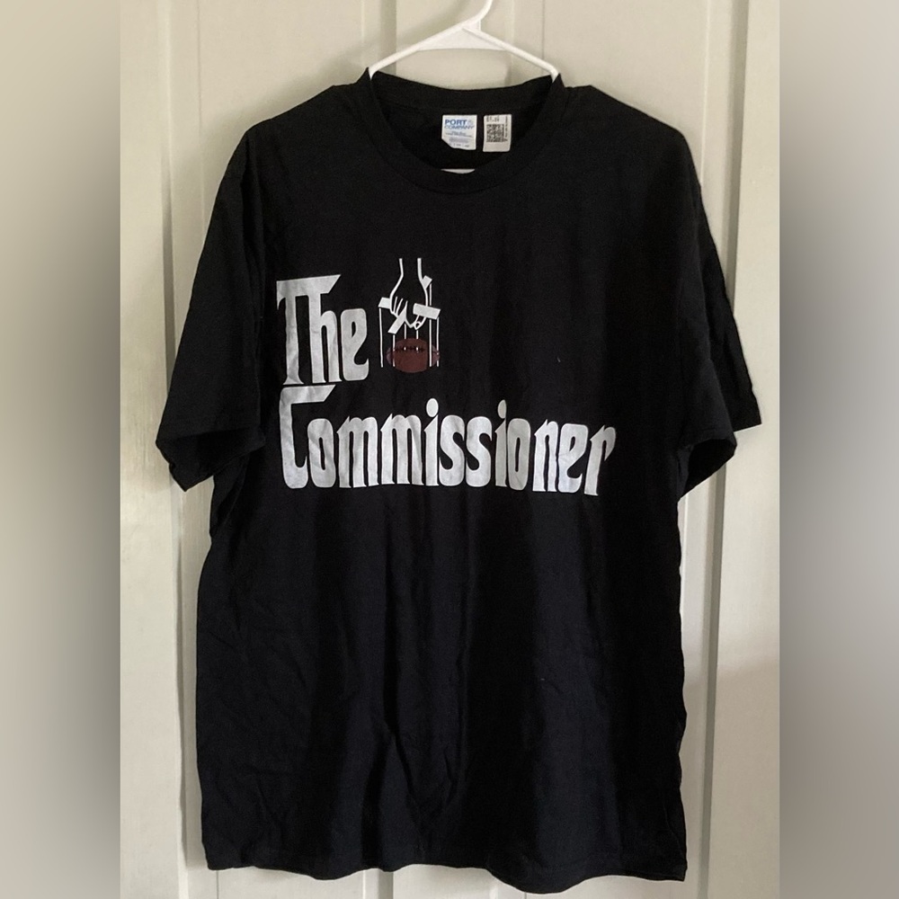 Gildan Black T-Shirt with White and Brown Design